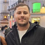 Profesor de Conservatorio, clases de piano para todos los niveles, lenguaje musical, armonía. Música Clásica, Jazz y mucho más